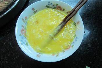 蛋炒莴笋丁的做法步骤2
