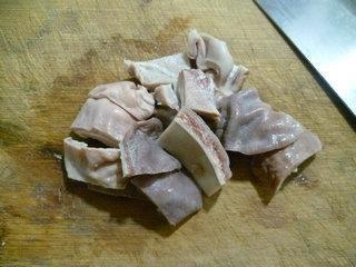 羊尾笋猪肚排骨汤的做法图解6