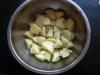 酱土豆的做法步骤1