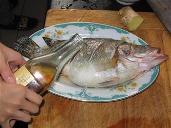 清蒸桂鱼的做法步骤2