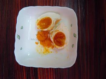 咸鸡蛋的做法步骤6