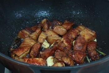 土豆红烧肉的做法步骤6