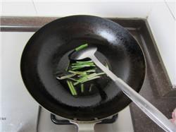 蚝油韭菜豆芽的做法步骤7