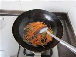 蚝油韭菜豆芽的做法步骤9