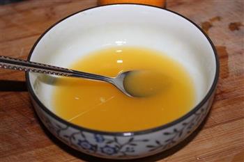 橙汁蛋羹的做法步骤2