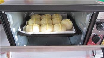 奶香黄油面包的做法步骤10