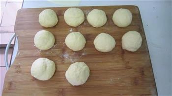 奶香黄油面包的做法步骤4
