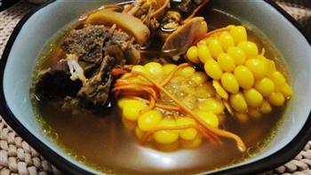虫草花玉米排骨汤的做法步骤5