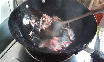 蒜苔炒肉的做法步骤7