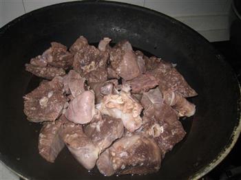 猪肺菜干汤的做法步骤3