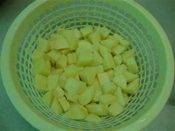 土豆焖排骨的做法步骤4