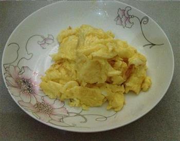 韭黄炒蛋的做法图解4