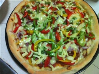 火腿蔬菜披萨的做法步骤17