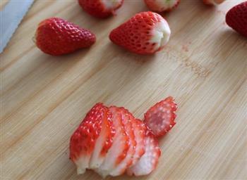 草莓粉的做法步骤2