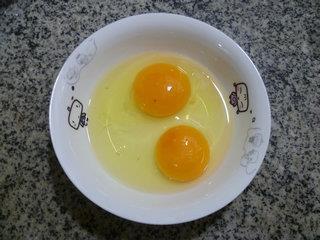 家常鸡蛋炒饭的做法步骤2