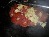 番茄炒蛋的做法步骤4