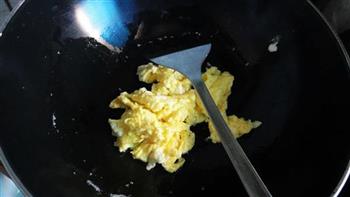 豉香蒜薹炒鸡蛋的做法步骤3