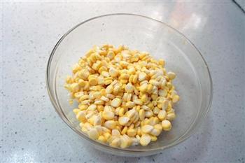 鲜榨玉米汁的做法步骤2