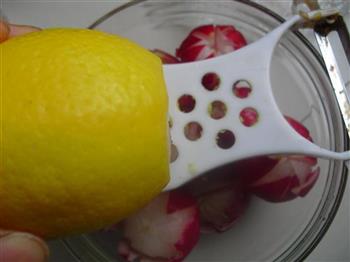 柠檬渍樱桃小萝卜的做法图解5