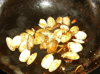 辣炒花蛤的做法步骤4