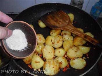 孜然椒盐小土豆的做法步骤8