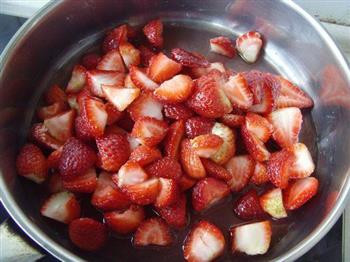 草莓果酱的做法图解3