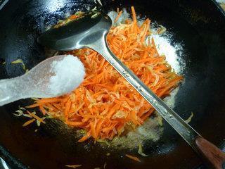 胡萝卜炒虾皮的做法图解7
