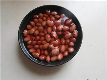 彩椒鸡丁红豆饭的做法图解1