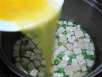 豌豆豆腐蛋花汤的做法图解9