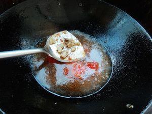 水蕨煮河鱼的做法步骤7