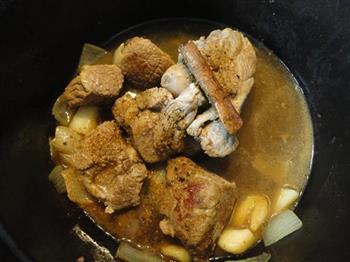孜然豌豆羊肉煲的做法步骤3