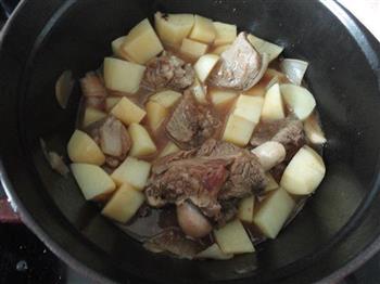 孜然豌豆羊肉煲的做法步骤4
