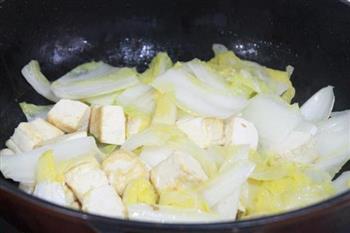 白菜炖豆腐的做法步骤7