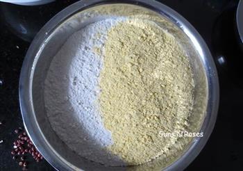 玉米面豆沙包的做法步骤2
