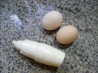 茭白鸡蛋炒西瓜皮的做法图解1