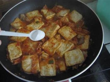 辣白菜焖豆腐的做法步骤12