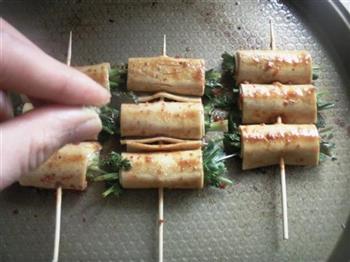 香辣烧烤豆腐串的做法步骤12