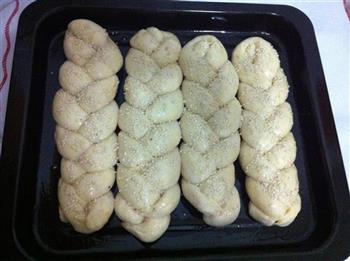 豆渣辫子面包的做法步骤9