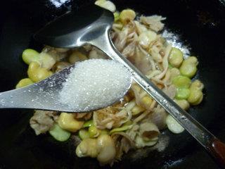 黄花菜面筋炒蚕豆的做法步骤10