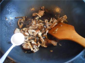 香菇肉片盖饭的做法步骤7