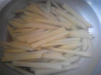 炸薯条的做法步骤2