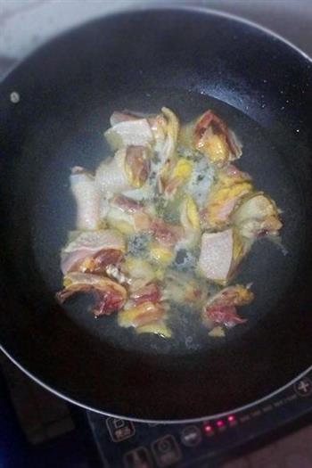 土豆香菇红烧鸡的做法步骤2