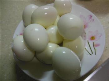 艾草卤蛋的做法步骤5