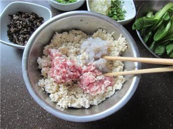 清炖豆腐狮子头的做法步骤4
