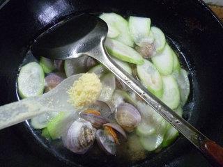 夜开花圆蛤汤的做法步骤10