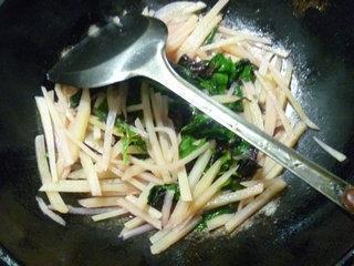 红苋菜炒土豆的做法图解9