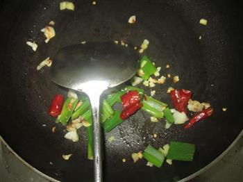 咖喱牛杂鸡腿菇汤的做法步骤3