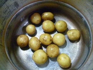 孜然小土豆的做法步骤3