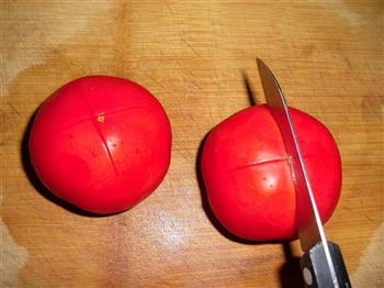 桂花冰镇番茄的做法图解1