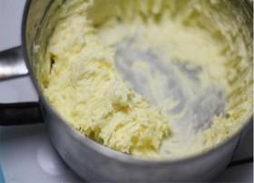 原味奶油曲奇的做法步骤3